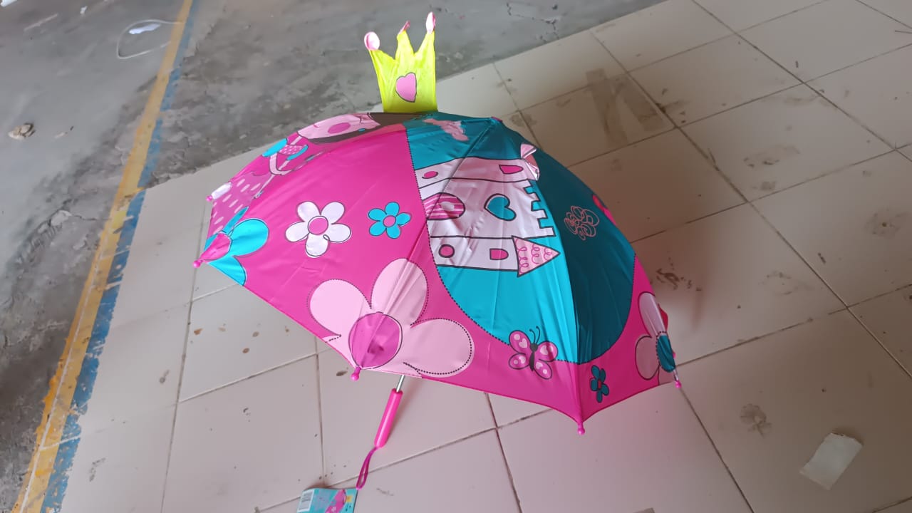 3D Kids Umbrella with Cartoon Print – Cute Waterproof Rain Umbrella (1 Pc)